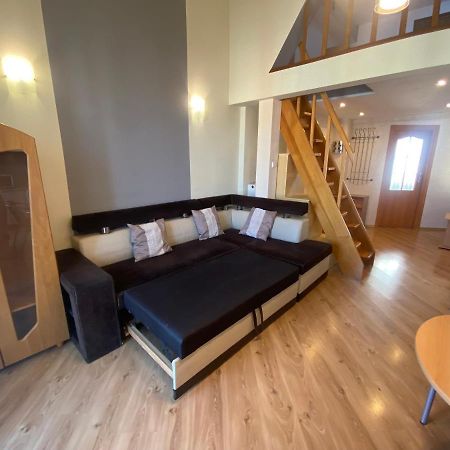 Appartement Apartament #Widokowa à Rzeszów Extérieur photo