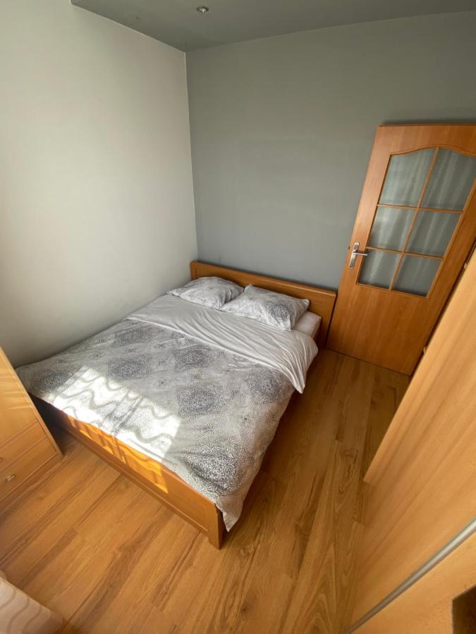 Appartement Apartament #Widokowa à Rzeszów Extérieur photo